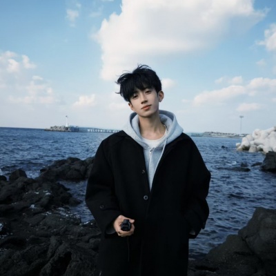 ins小众青春男生头像